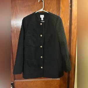 Elegant Black Boucle Lady Jacket with Gold Buttons and Front Pockets